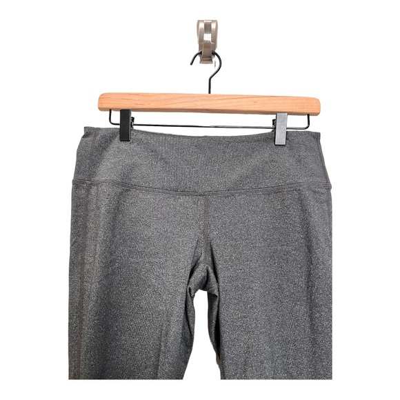 Athleta Chatarunga Heather Gray Petite Legging Capri Inseam 24” Style 919052 - Picture 5 of 14